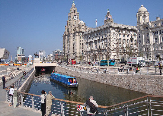 Leeds-Liverpool Canal